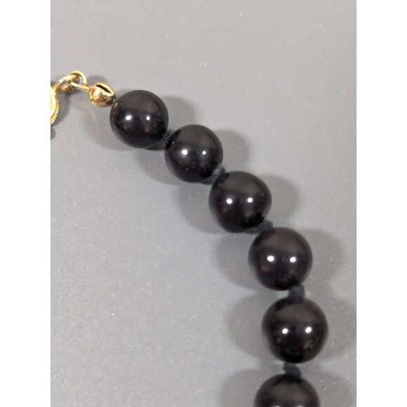 Vintage Black Glass Round 8mm Bead Knotted Bracelet Classic Retro 7 inches - Picture 9 of 11